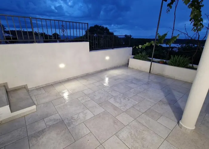 Aristea Crikvenica By Guide Вилла Бакар