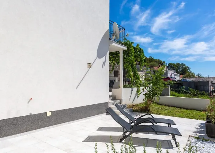 Aristea Crikvenica By Guide Вилла