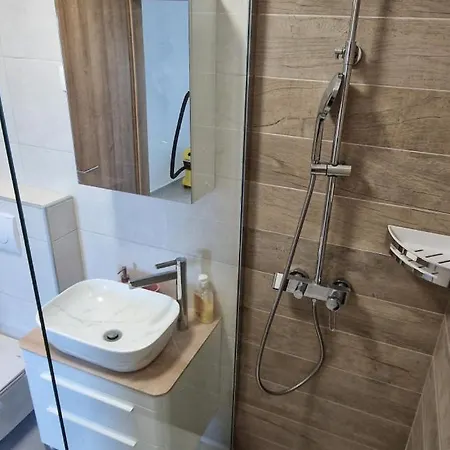 Aristea Crikvenica By Guide فيلة *