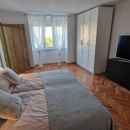 Aristea Crikvenica By Guide باكار