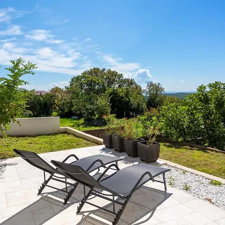 Vila Aristea Crikvenica By Guide