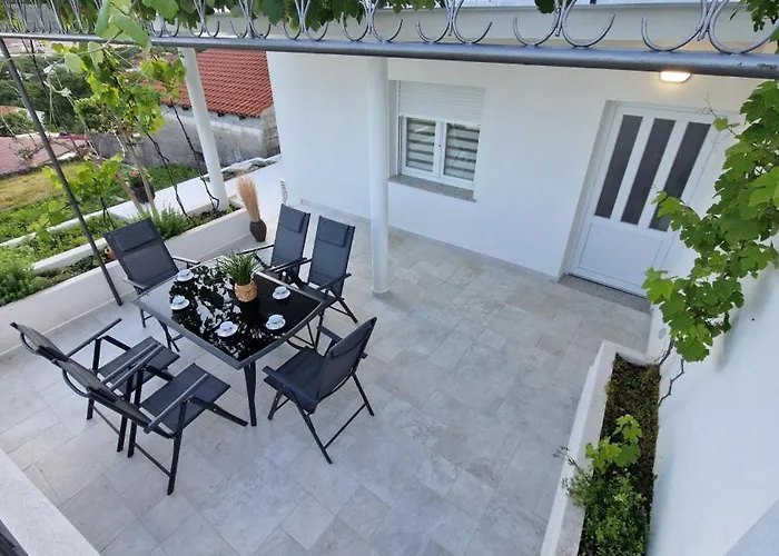 Aristea Crikvenica By Guide Bakar