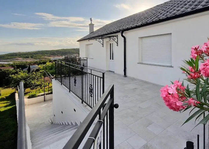 Aristea Crikvenica By Guide Vila