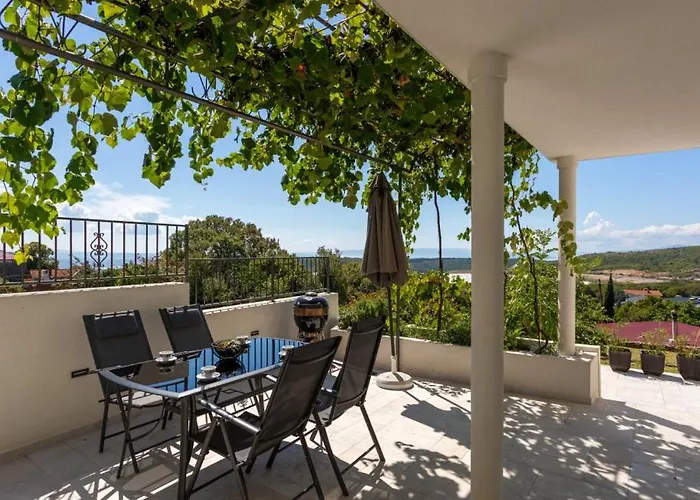 Aristea Crikvenica By Guide Vila